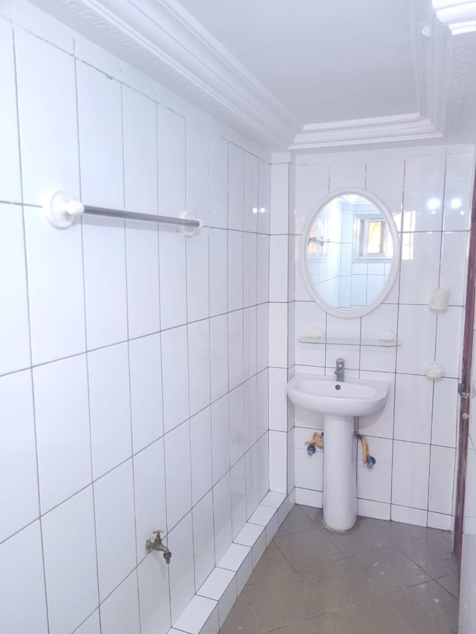 Location appartement haut standing Conakry Extérieur photo